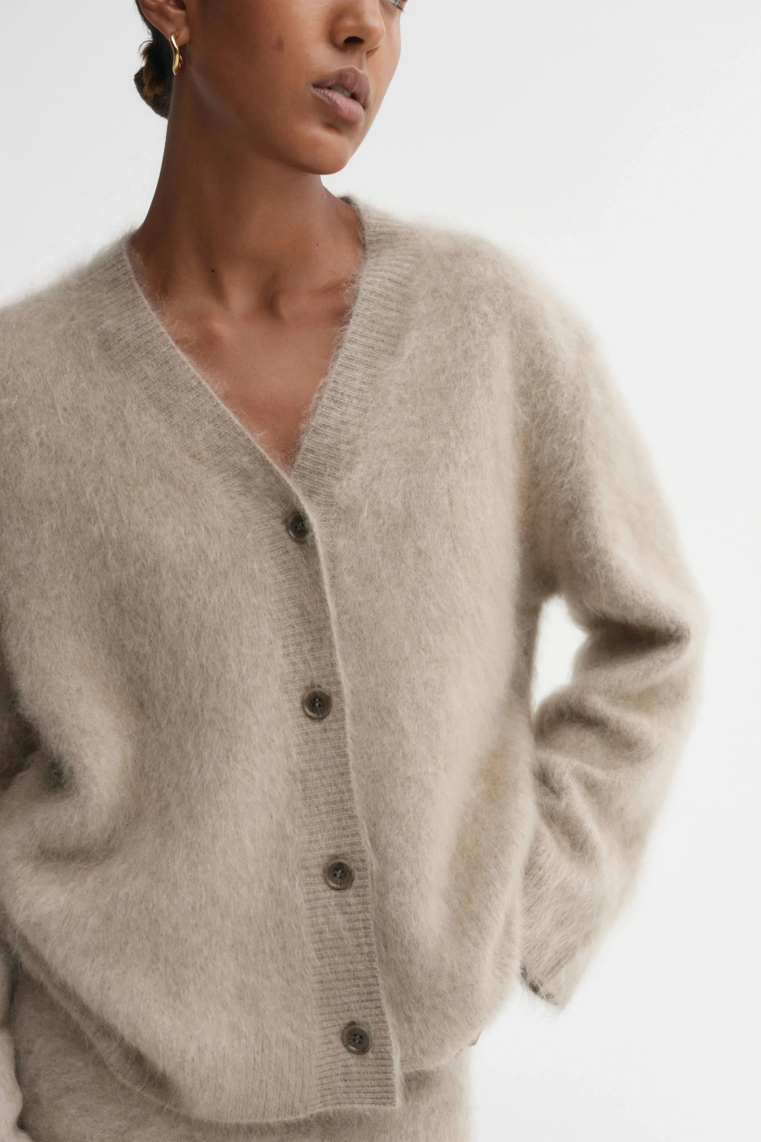 Almada Macy Cardigan in Nougat