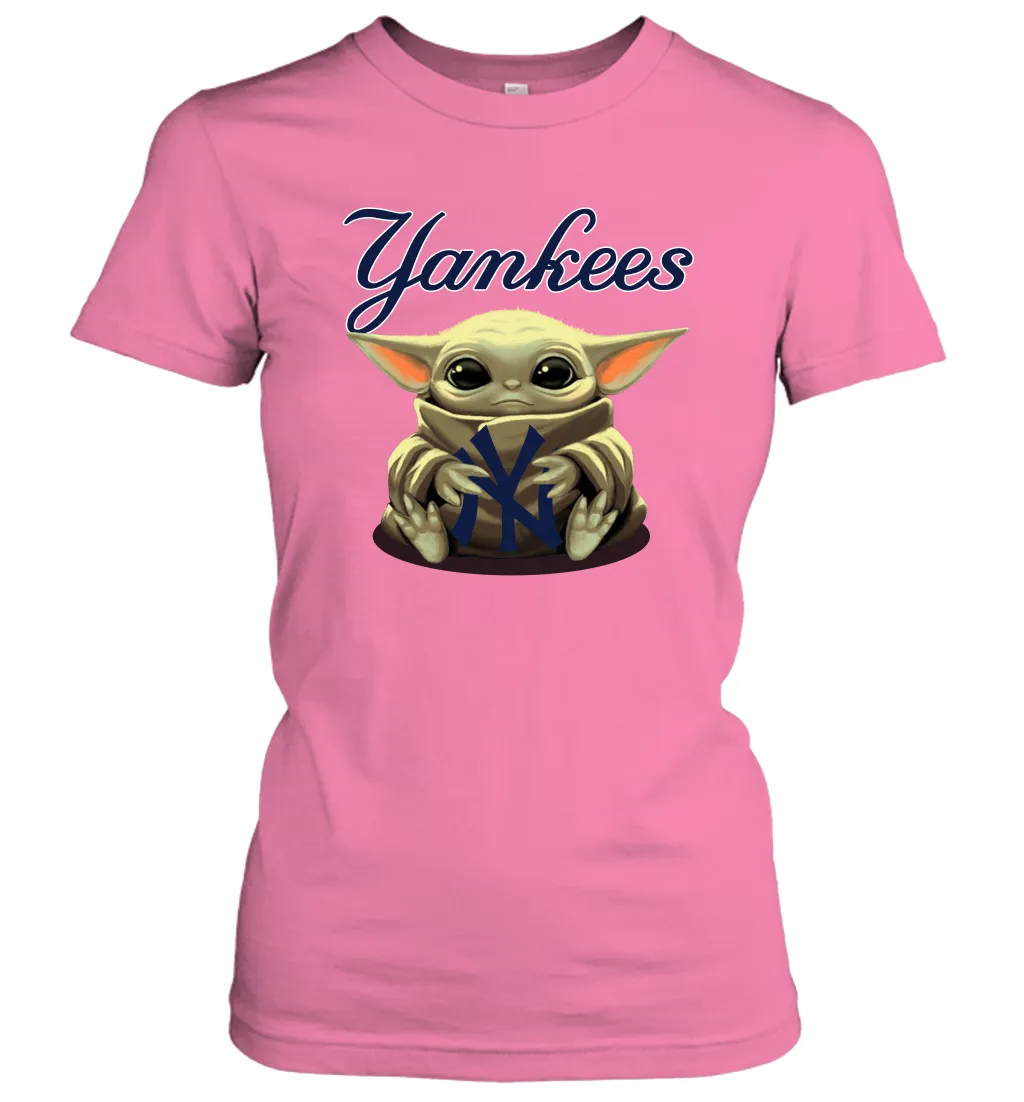 Baby Yoda Hugs Loves The New York Yankees Baseball Womens T-Shirt