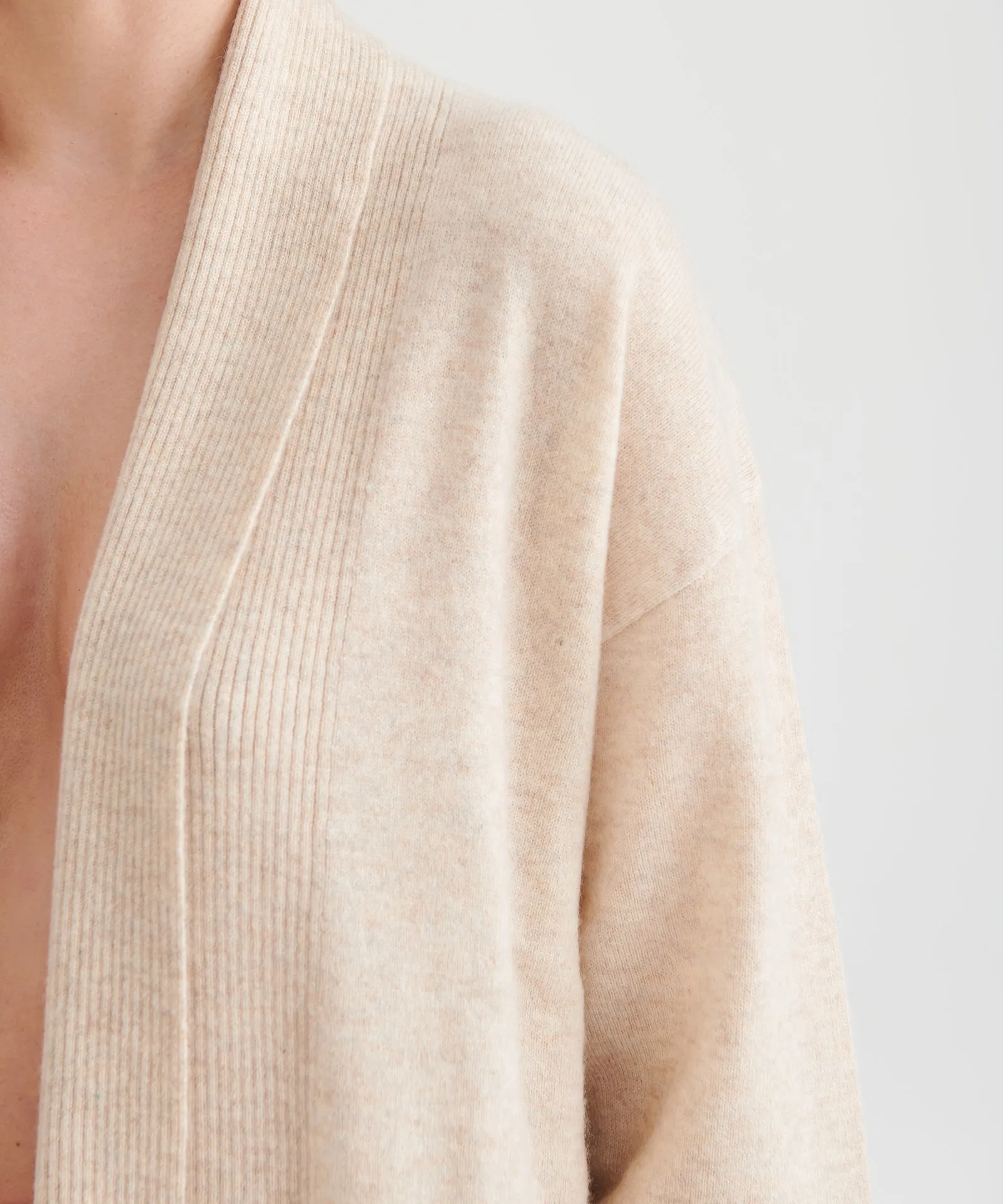 Soft Cashmere Duster Cardigan with Stylish Side Slits