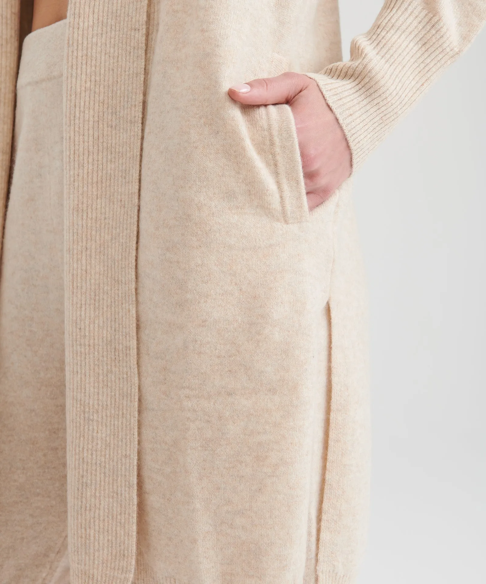 Soft Cashmere Duster Cardigan with Stylish Side Slits