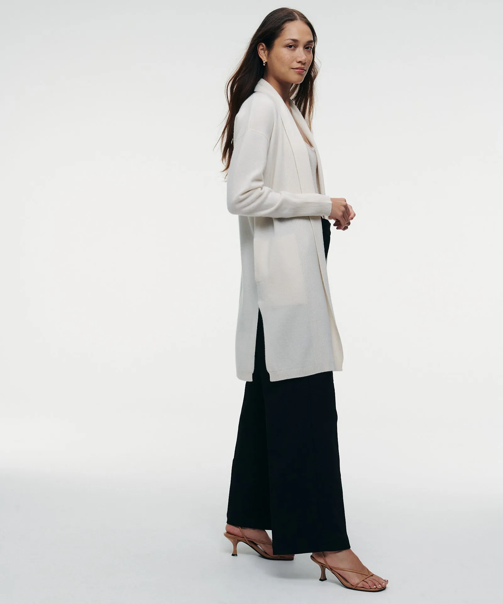 Soft Cashmere Duster Cardigan with Stylish Side Slits
