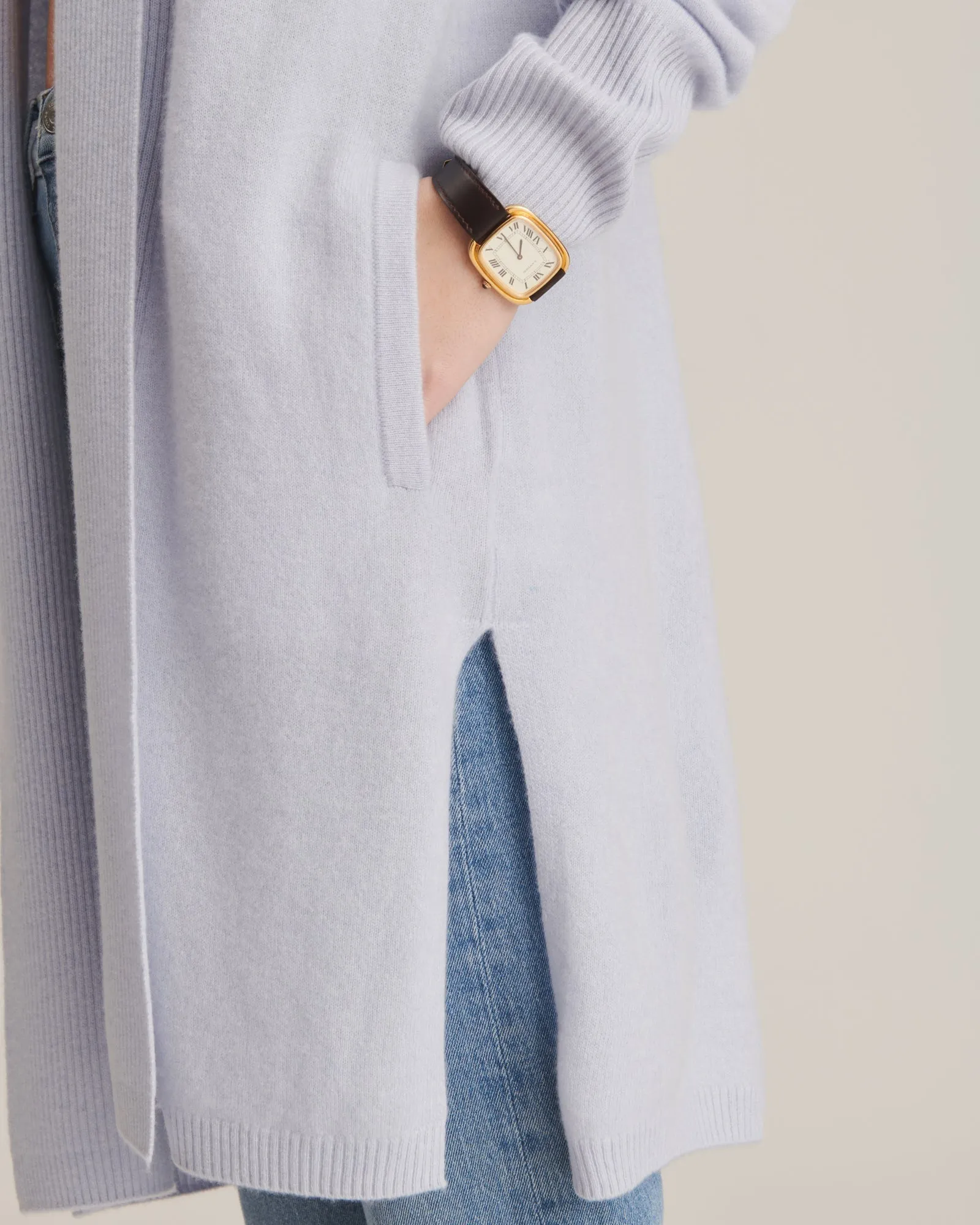 Soft Cashmere Duster Cardigan with Stylish Side Slits