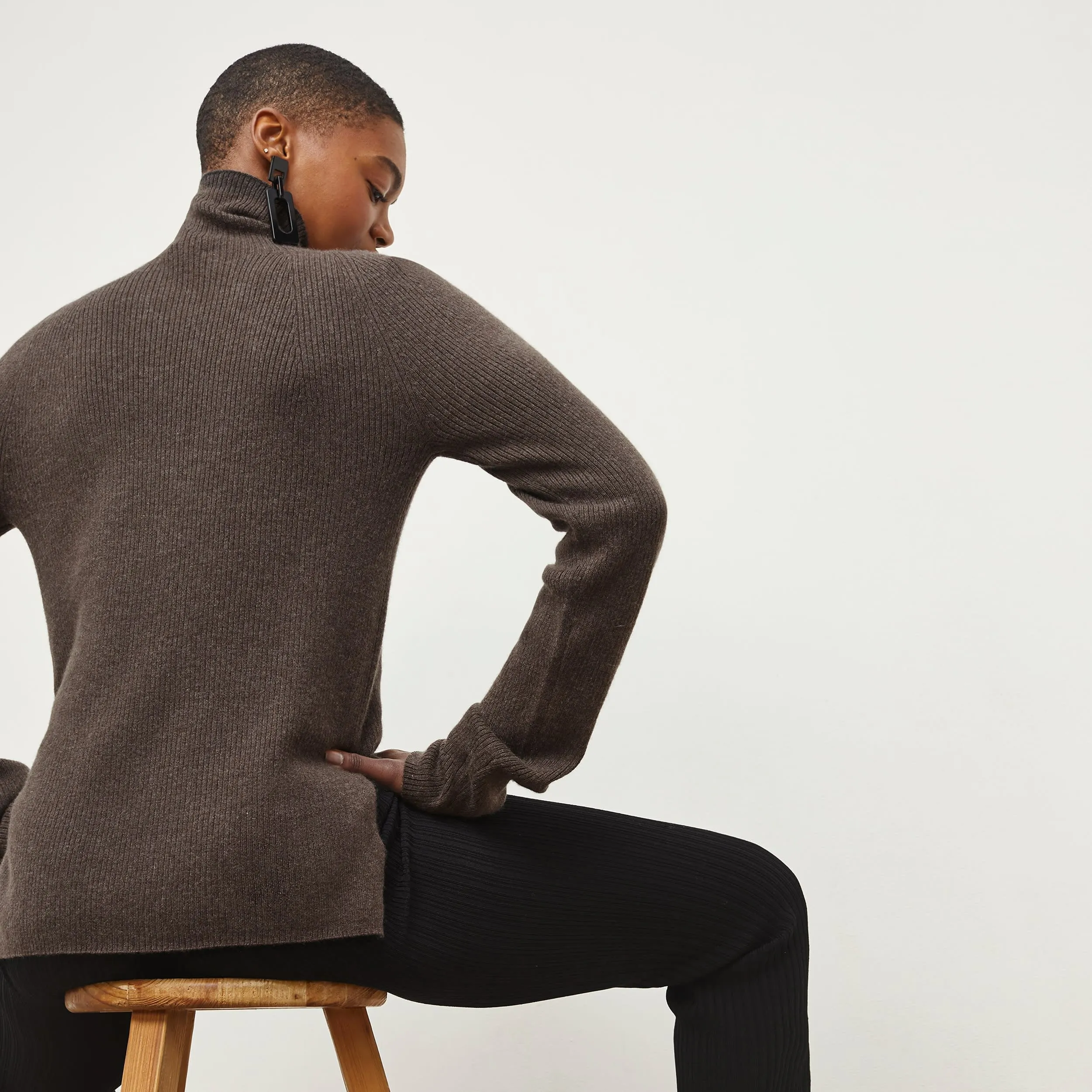 McKenzie Sweater - Cashmere :: Ash Brown
